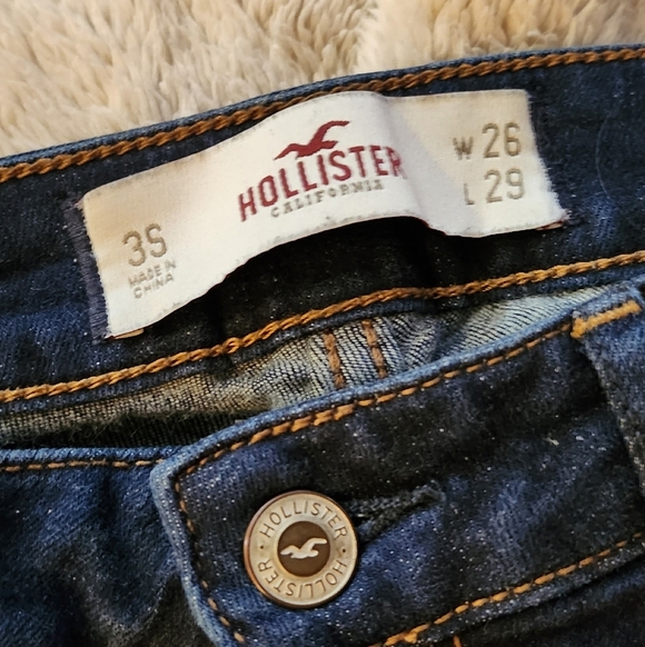 Hollister SZ 26 Petite Dark Denim Skinny Jeans - Picture 2 of 9
